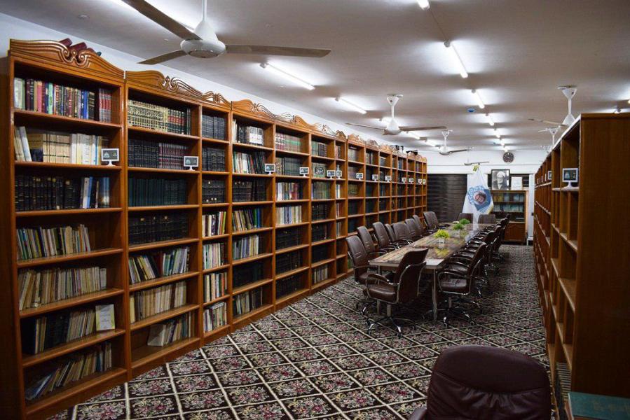 13- مكتبة شيخ الخطباء