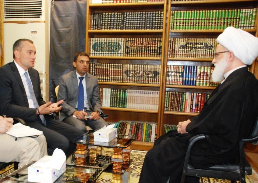 المرجع اليعقوبي يدعو الى حلول سياسية فورية ويحذر من عمليات التطهير العرقي والاكراه الديني