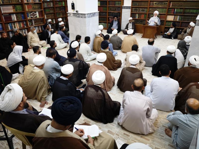 المرجع اليعقوبي: يدعو الى ترسيخ صفة الحرص على مصالح الناس والسعي لجلب الخير لهم والتعبئة باتجاهها والتشجيع عليها في نفوس ابناء الامة