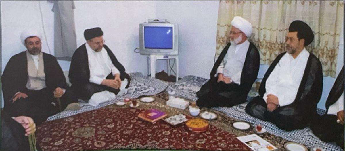 سماحة المرجع الديني آية الله العظمى الشيخ محمد اليعقوبي يزور مقر بعثة السيد السيستاني (دام ظله الشريف)