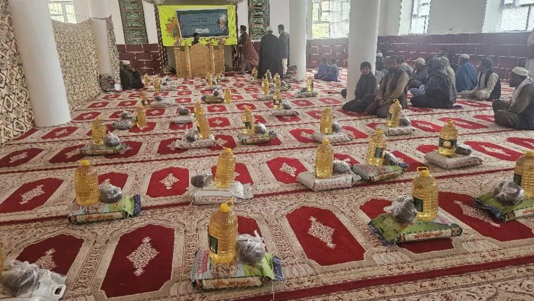 توزيع السلات الغذائية في (الهزارجات) وفي مالستان وارزكان وناهور ولعل