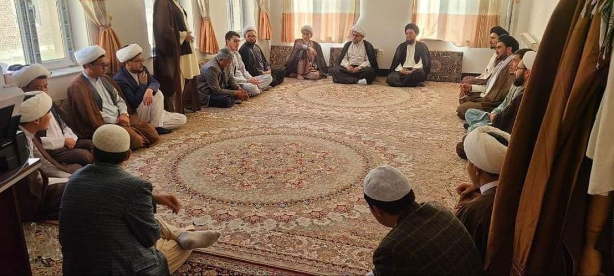 زيارات : وفد المرجعية الرشيدة يزور أبرز الحوزات العلمية في ولاية باميان الأفغانية