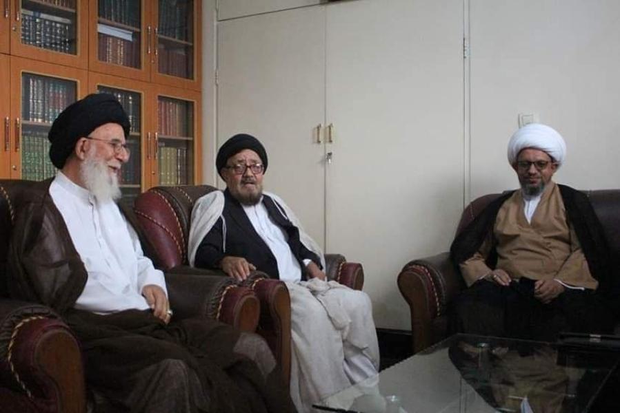 زيارات : ممثل سماحة المرجع اليعقوبي يزور آية الله السيد محسن الحجة في كابل