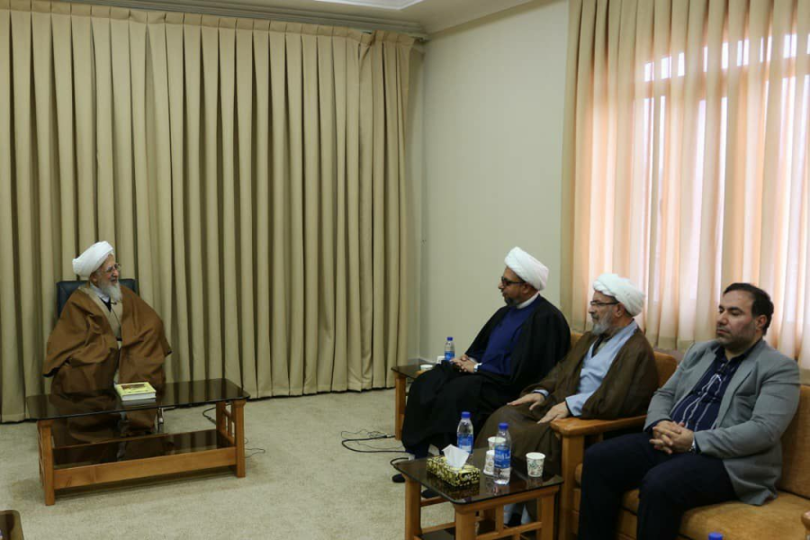 زيارة مكتب سماحة المرجع الشيخ محمد اليعقوبي المرجع جوادي املي دامت بركاته
