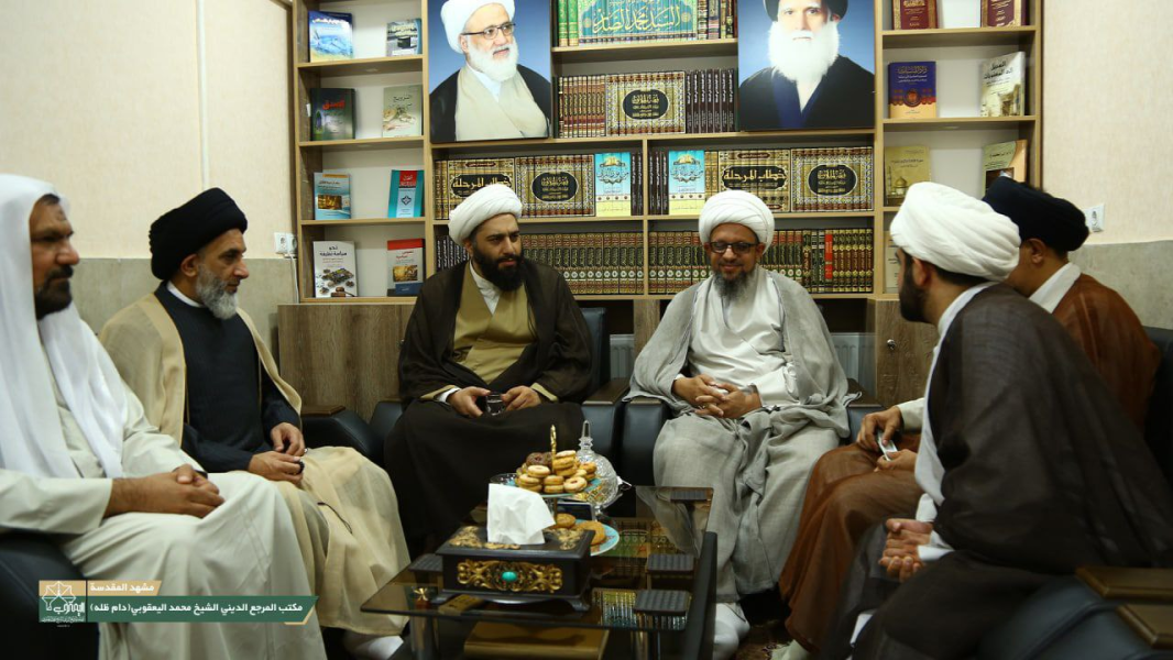 زيارة حجة الإسلام والمسلمون الشيخ حامد كاشاني الى مكتب سماحة آية الله الشيخ محمد اليعقوبي دام ظله في مشهد المقدسة