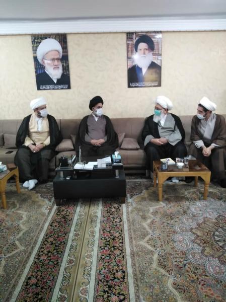 آية الله عادلي نيا يزور مكتب سماحة المرجع اليعقوبي في مشهد المقدسة